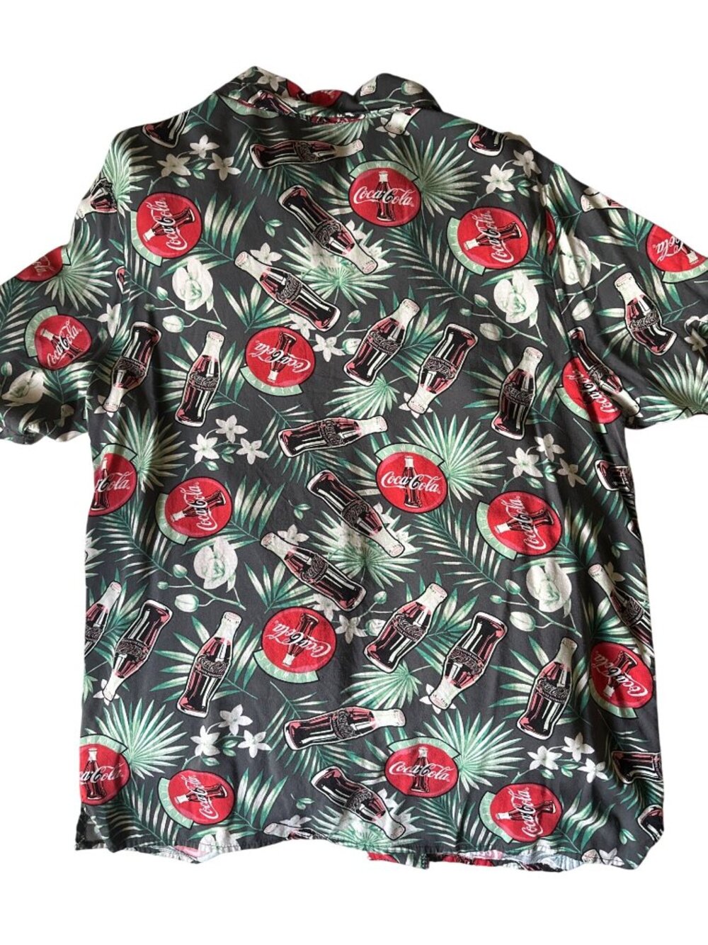 Coca-Cola Hawaiian Button-Up Shirt Tropical Print Black Red Green Large - Picture 2 of 5